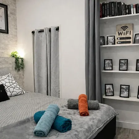 Apartament Parrots-porte D'orleans-wifi By La Cle Des Expos In Paryż